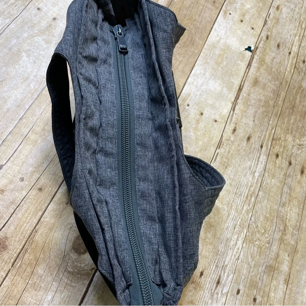 Lug Streetcar Quilted Heathered Gray Shoulder Bag
